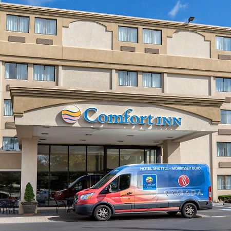 Comfort Inn Бостън Екстериор снимка