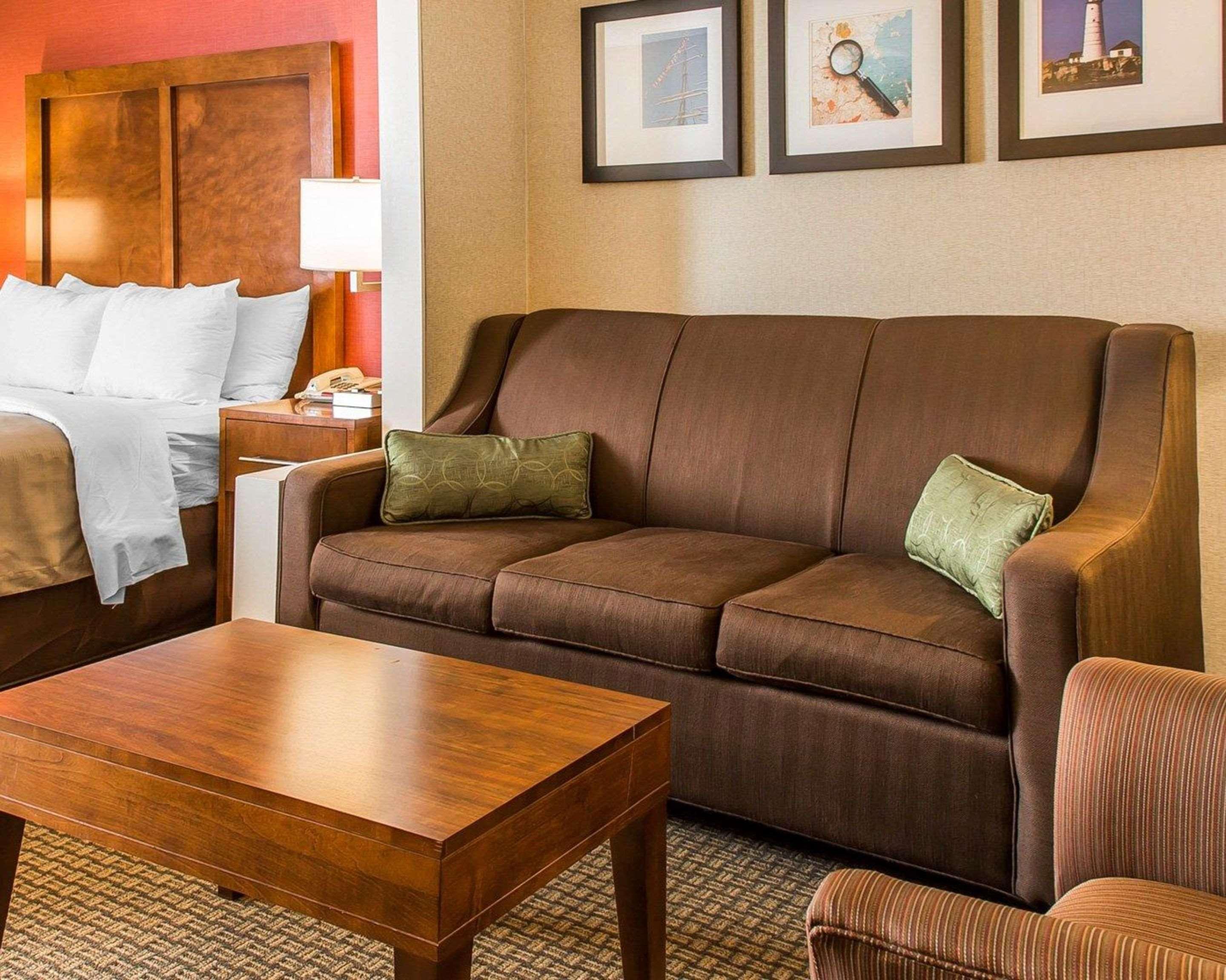 Comfort Inn Бостън Екстериор снимка