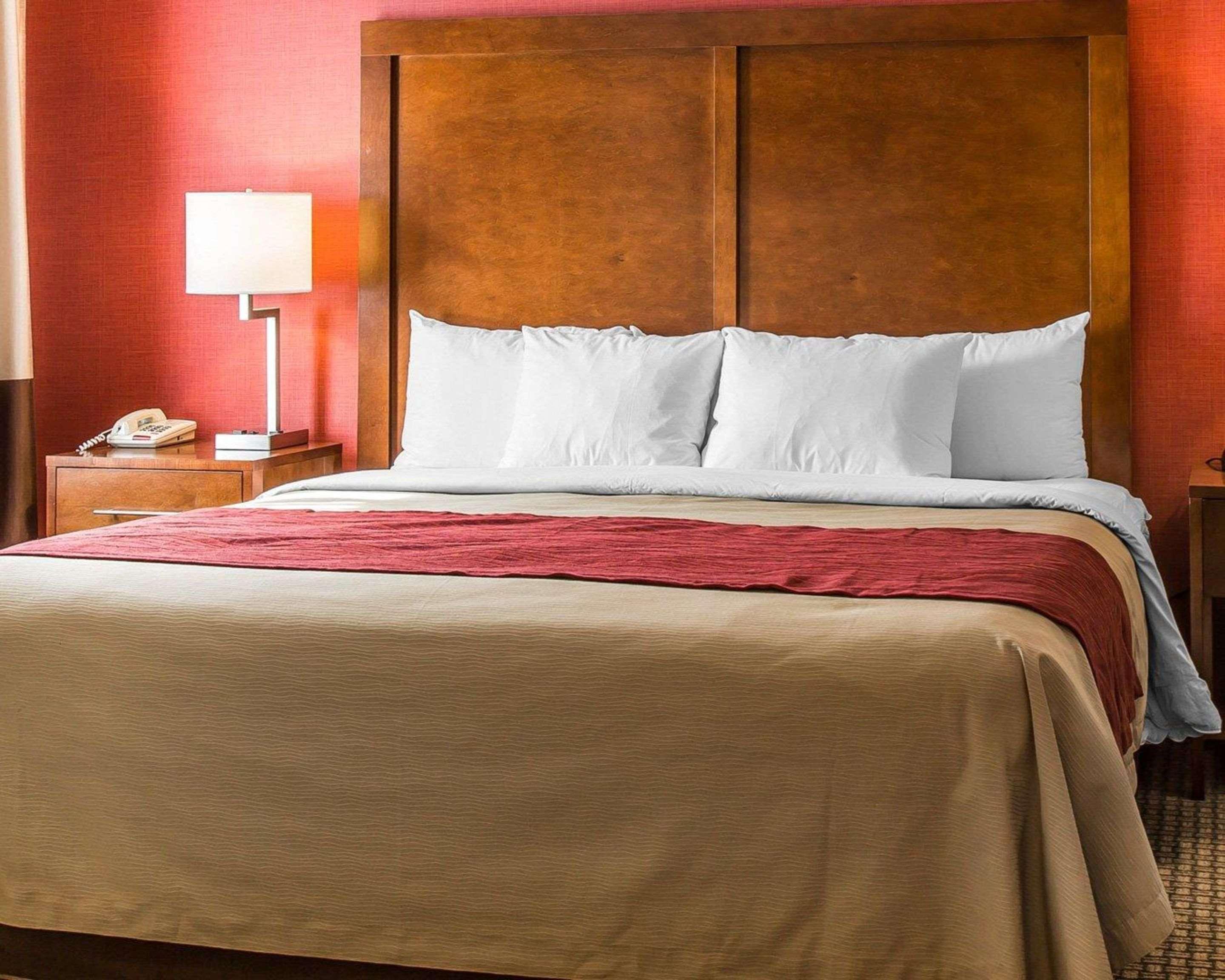 Comfort Inn Бостън Екстериор снимка
