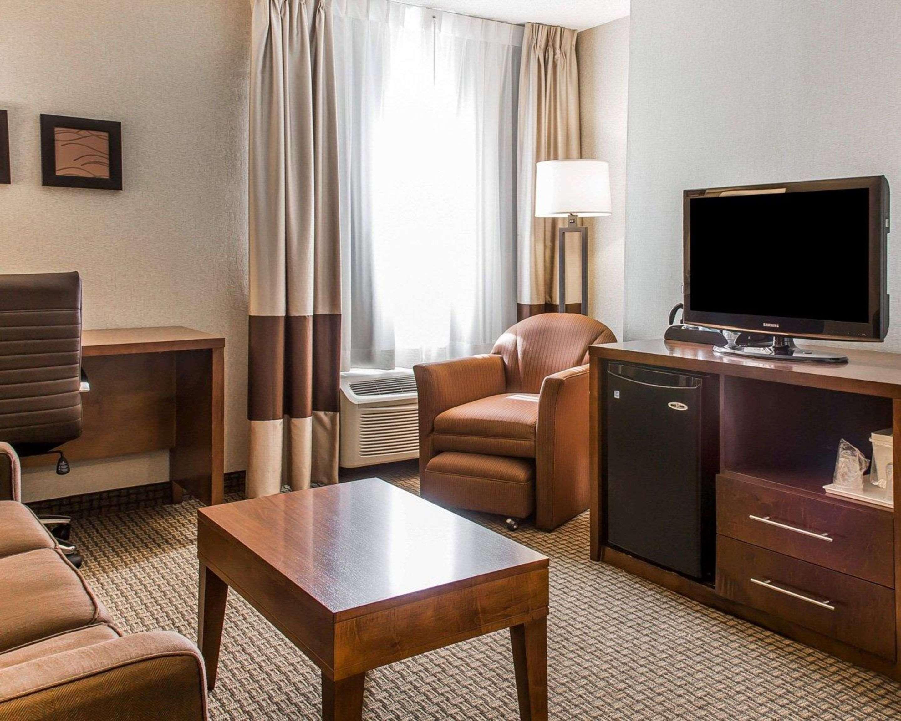 Comfort Inn Бостън Екстериор снимка