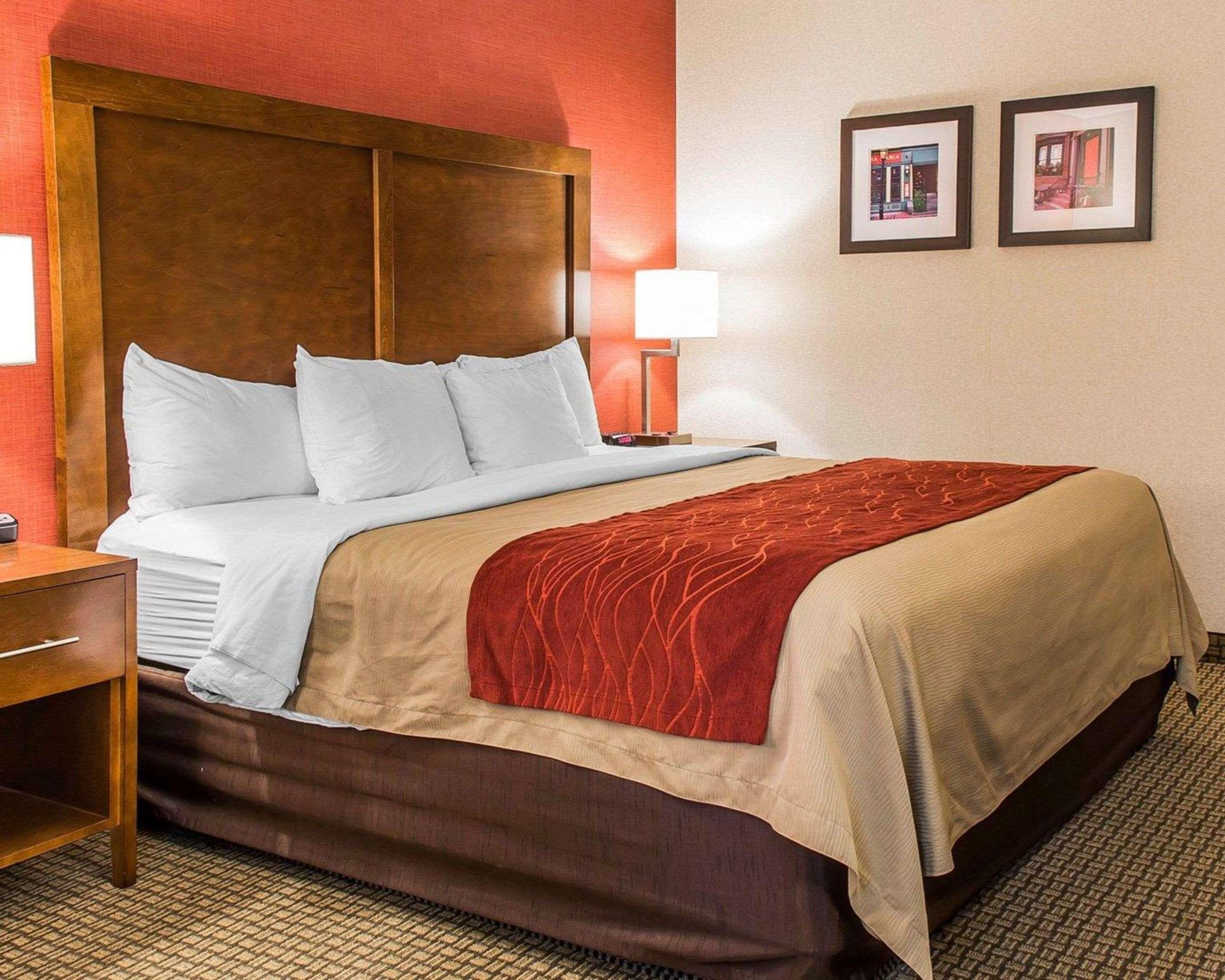 Comfort Inn Бостън Екстериор снимка